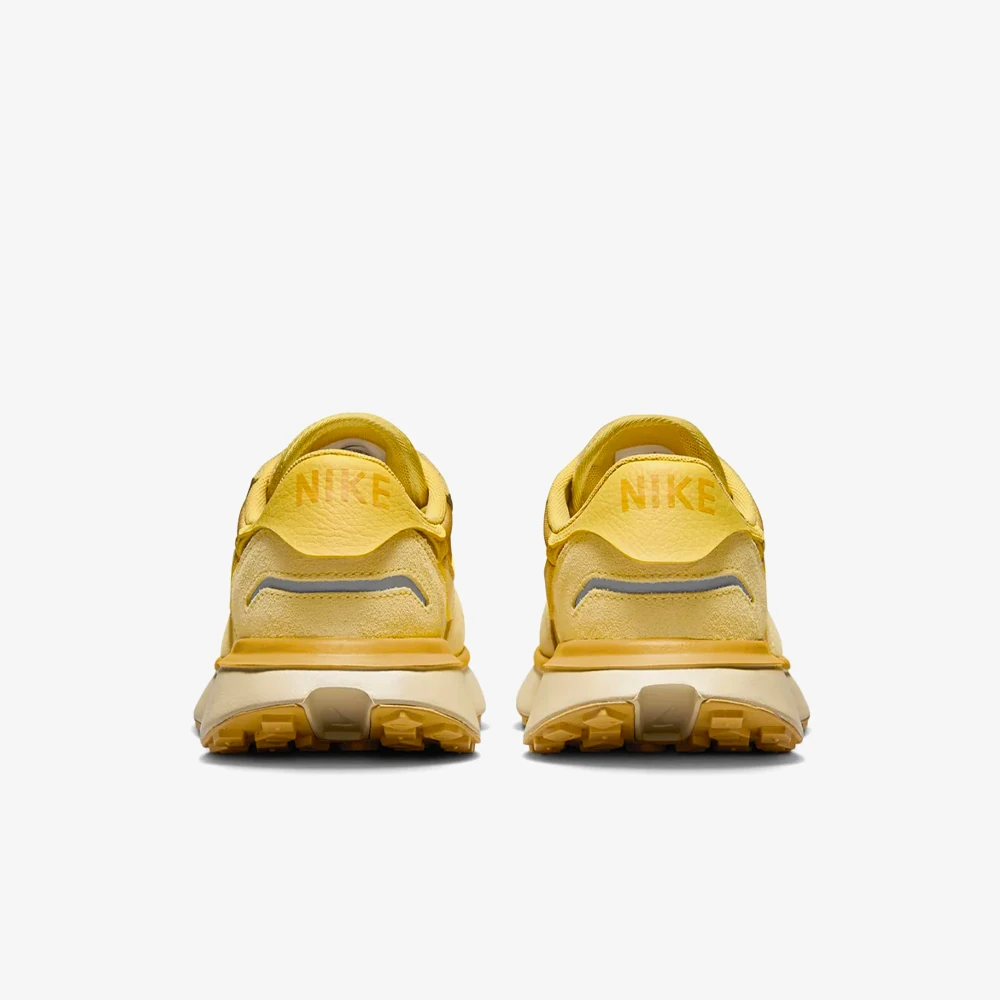 Nike Phoenix Waffle 'University Gold'